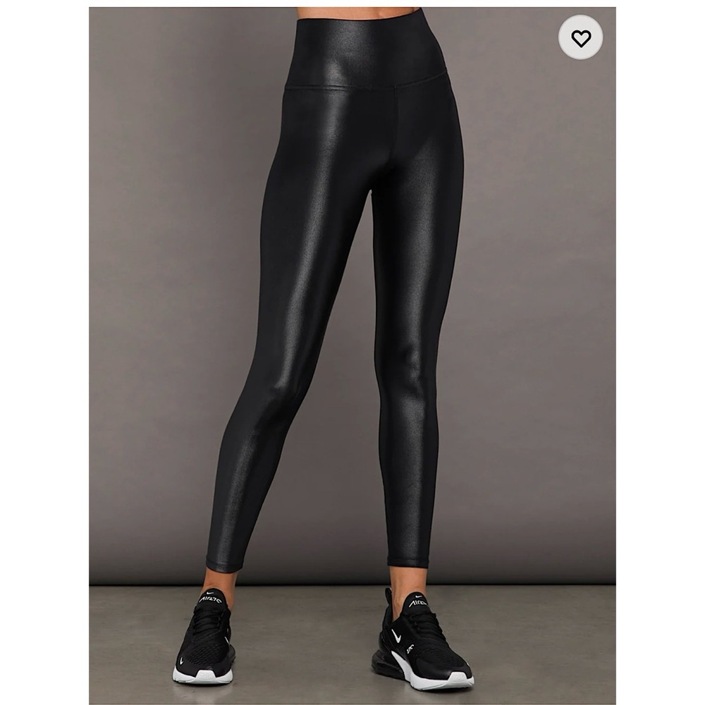 Carbon 38 black shiny leggings size medium